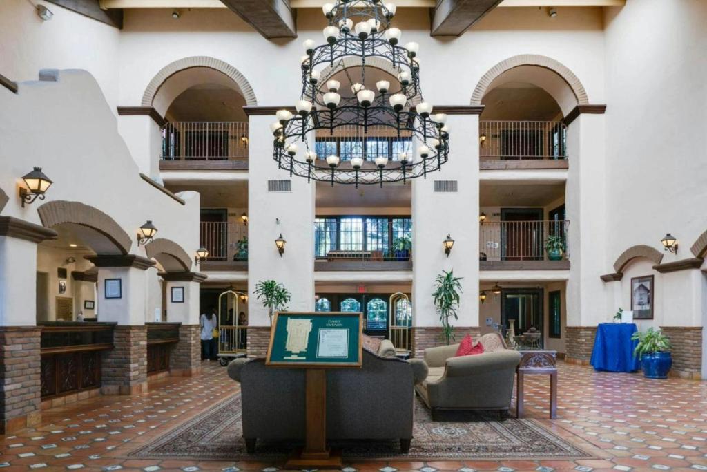 The Buena Park Grand Hotel & Suites