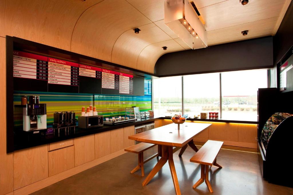 Aloft by Marriott Dulles Airport North photo