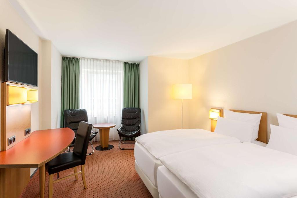 NH Berlin City Ost - Resim 14