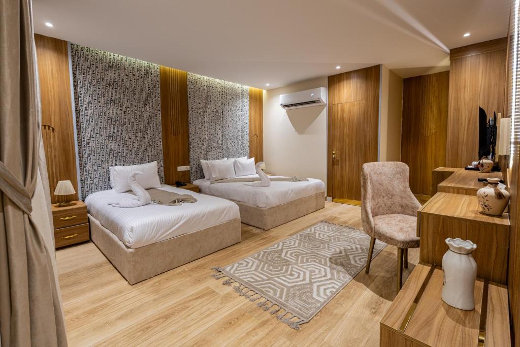 Pyramids sunrise inn - 2