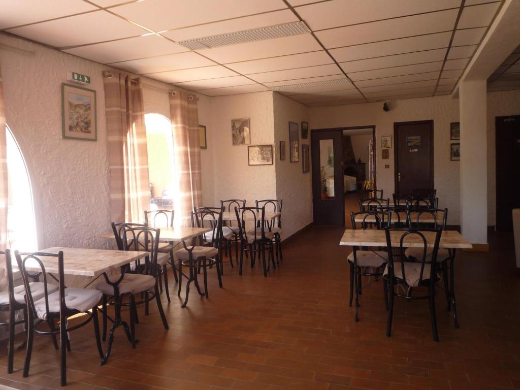 Restaurace v ubytování Hotel Cinque Arcate