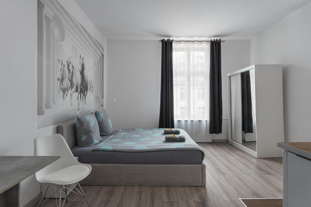 70s Business Room - Resim 44