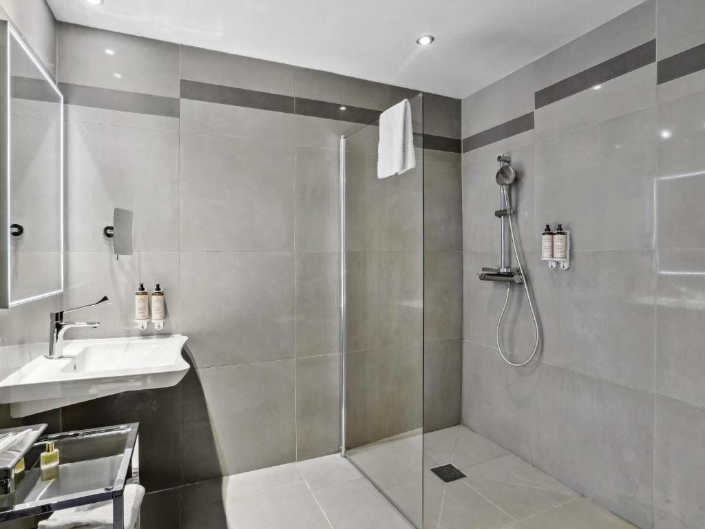 Mercure Paris Opéra Faubourg Montmartre - Resim 34