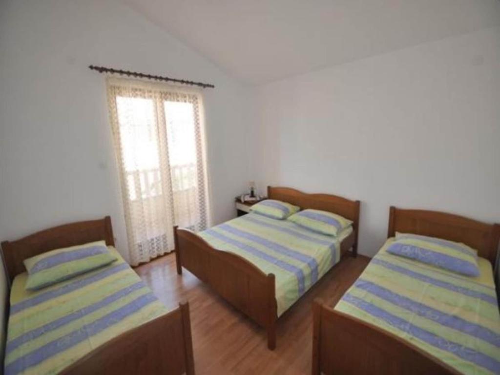 Apartments Milakovic-Kanica - Classic One Bedroom Apartment with Sea View and Terrace