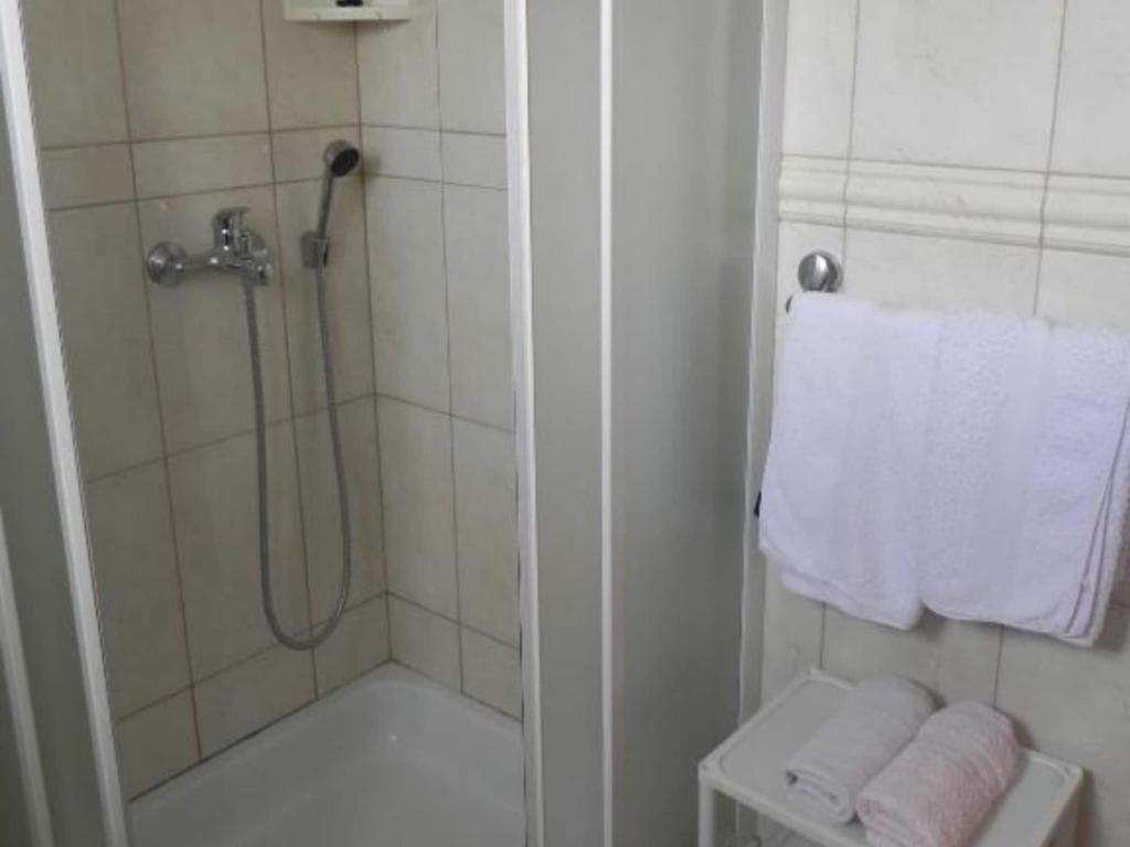 Apartments Trogrli - One-Bedroom Apartment with Balcony