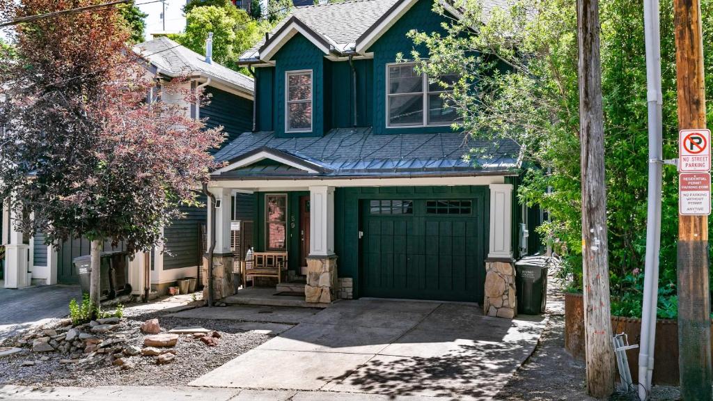 Budova, kde se prázdninový dům nachází