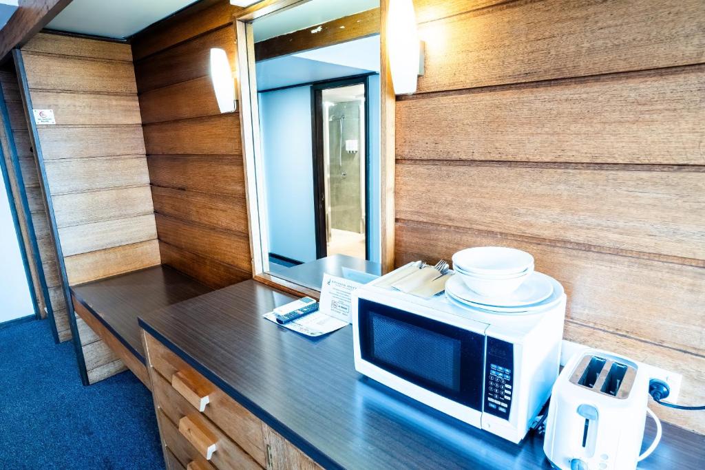 Bayside Hotel photo
