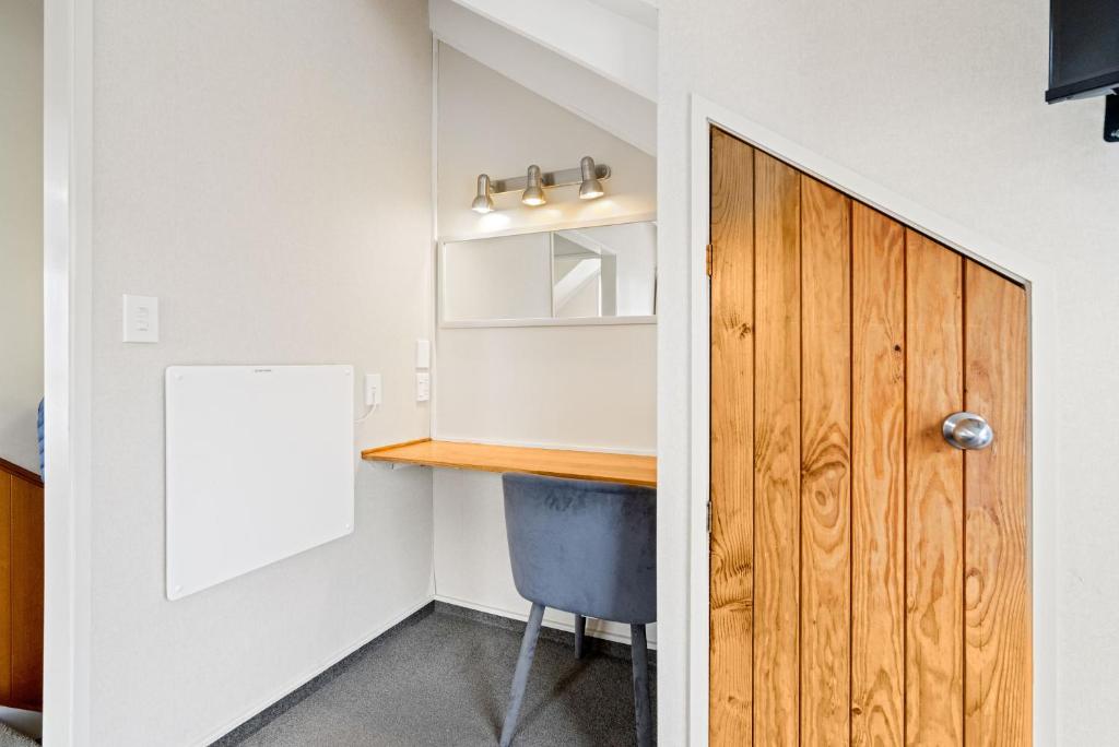 Cottage Mews Motel - Resim 40