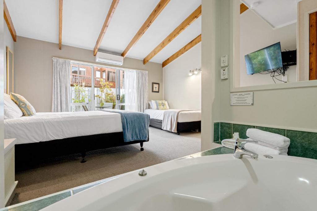 Cottage Mews Motel - Resim 33