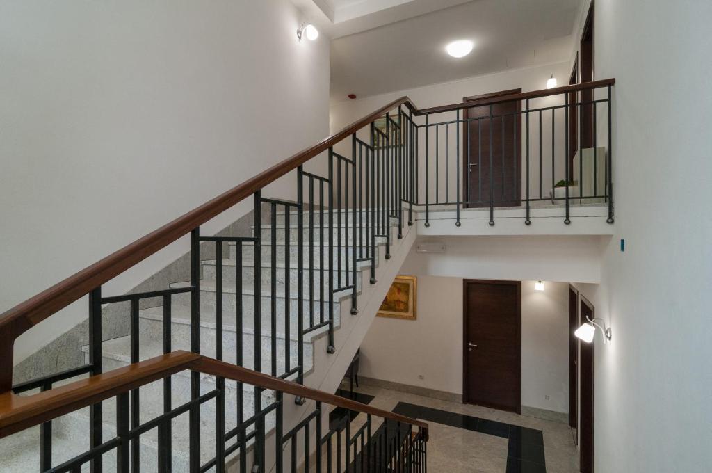 Luxury Rooms Near the Beach - 4