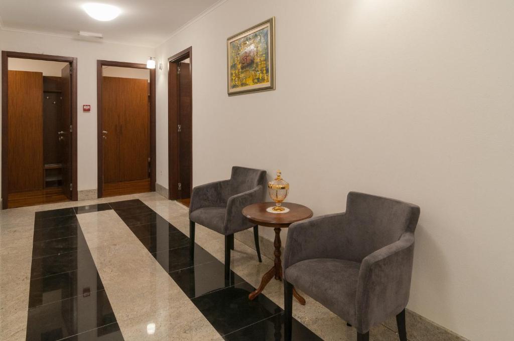 Luxury Rooms Near the Beach - 18