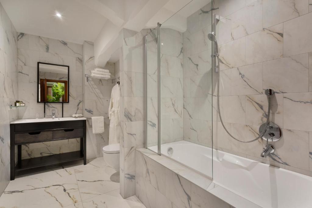 Hotel Brown Beach House & Spa - 4