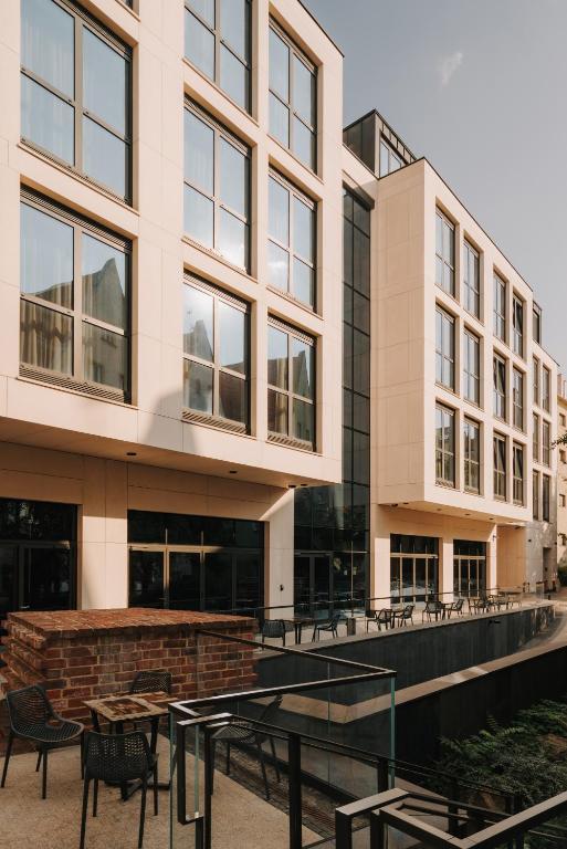 The Cyrus Hotel - Resim 38