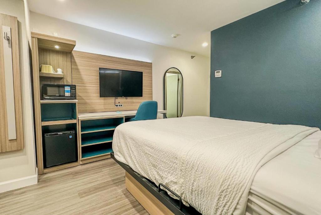 Baymont by Wyndham Henrietta - Rochester - Quarto Queen - Não Fumador