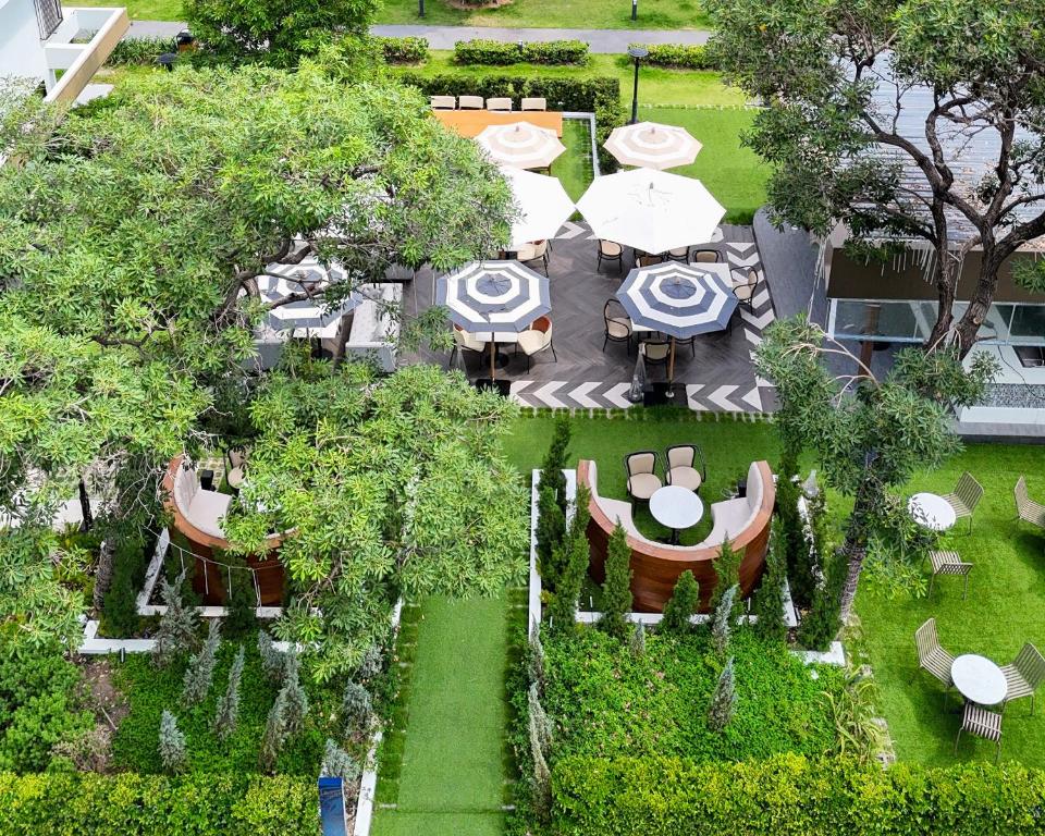 Floral Court Hotel & Residence Sukhumvit 13 - Resim 16