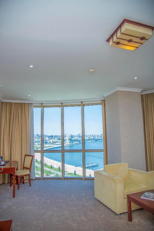 Golden Coast Hotel - Suite Junior