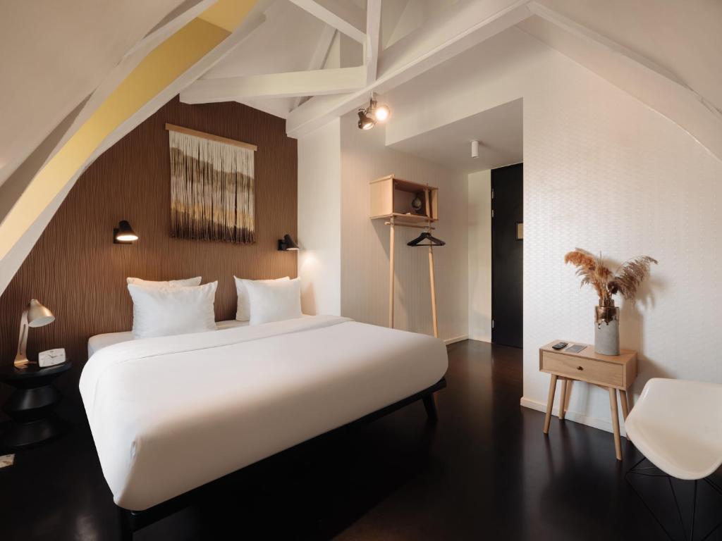 Hotel V Frederiksplein - Resim 41