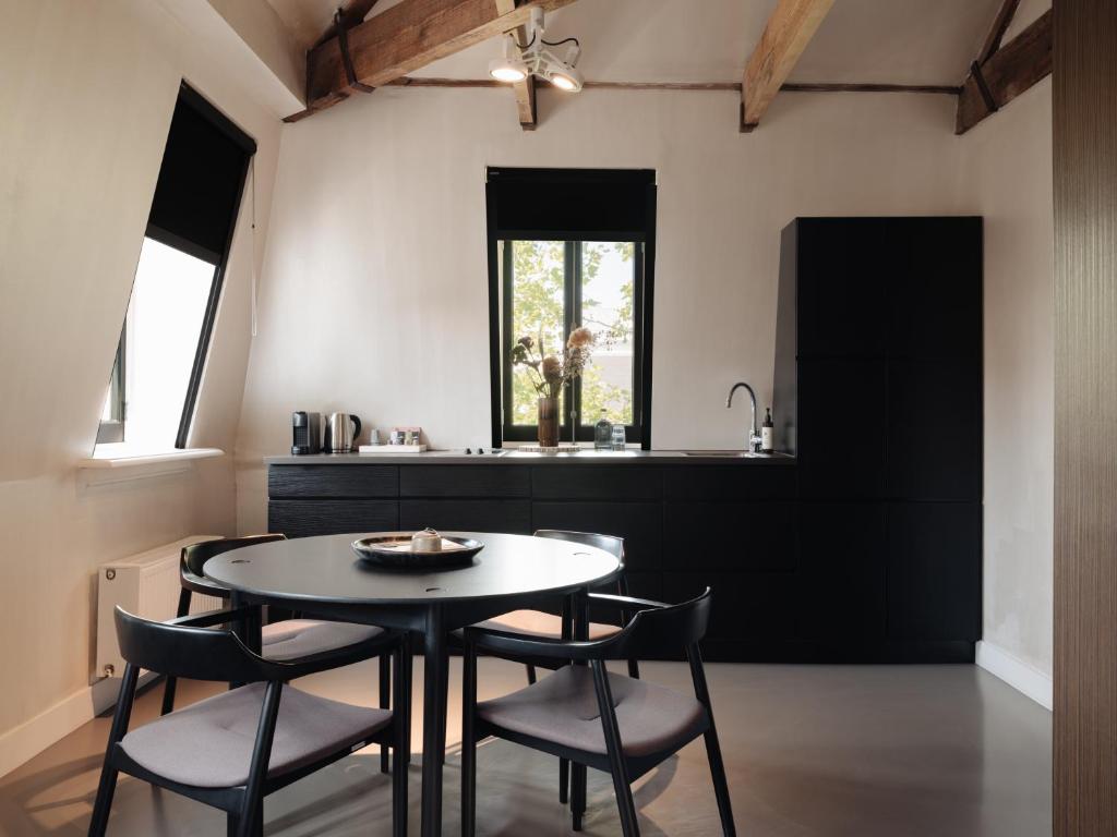 Hotel V Frederiksplein - Resim 39