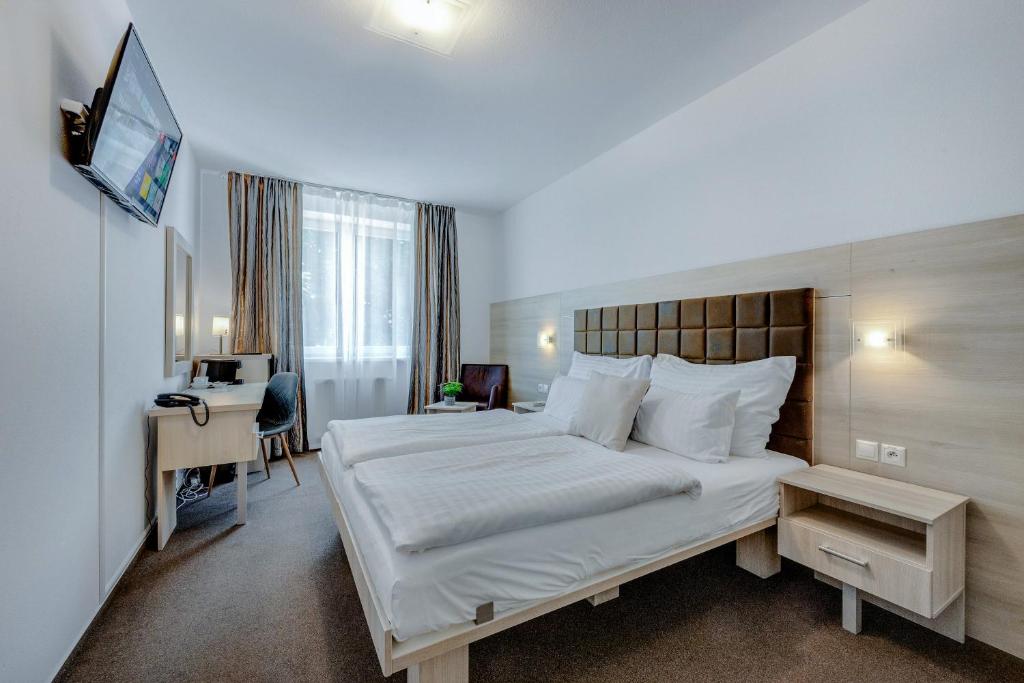 Hotel ANTARES - Resim 28