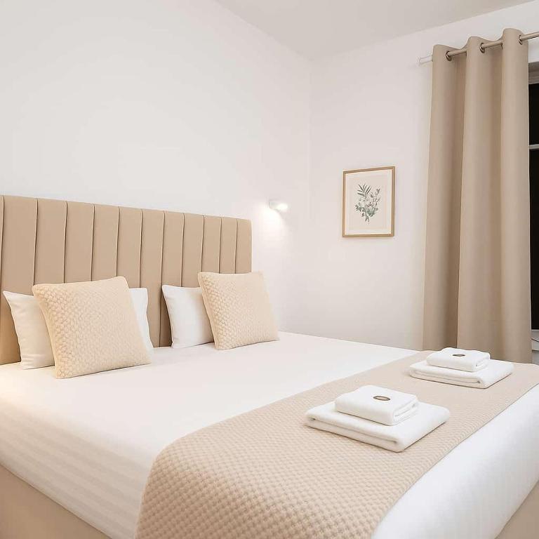 St Michaels House - Resim 7