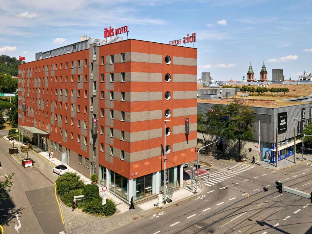 Ibis Praha Mala Strana - Resim 11