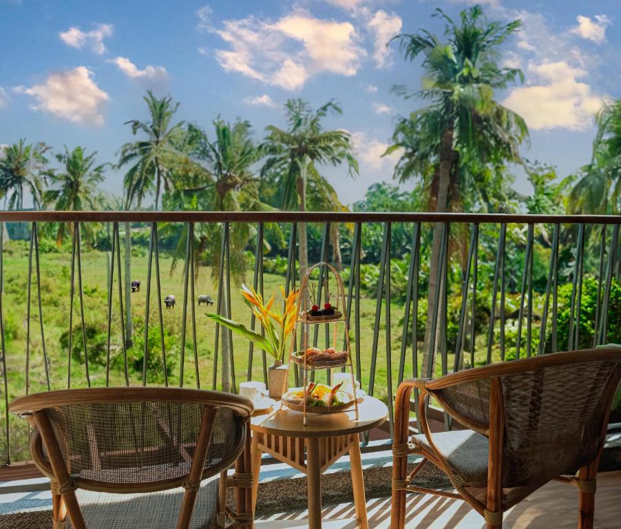 Phòng Little Oasis Có Ban Công Nhìn Ra Vườn/Sông