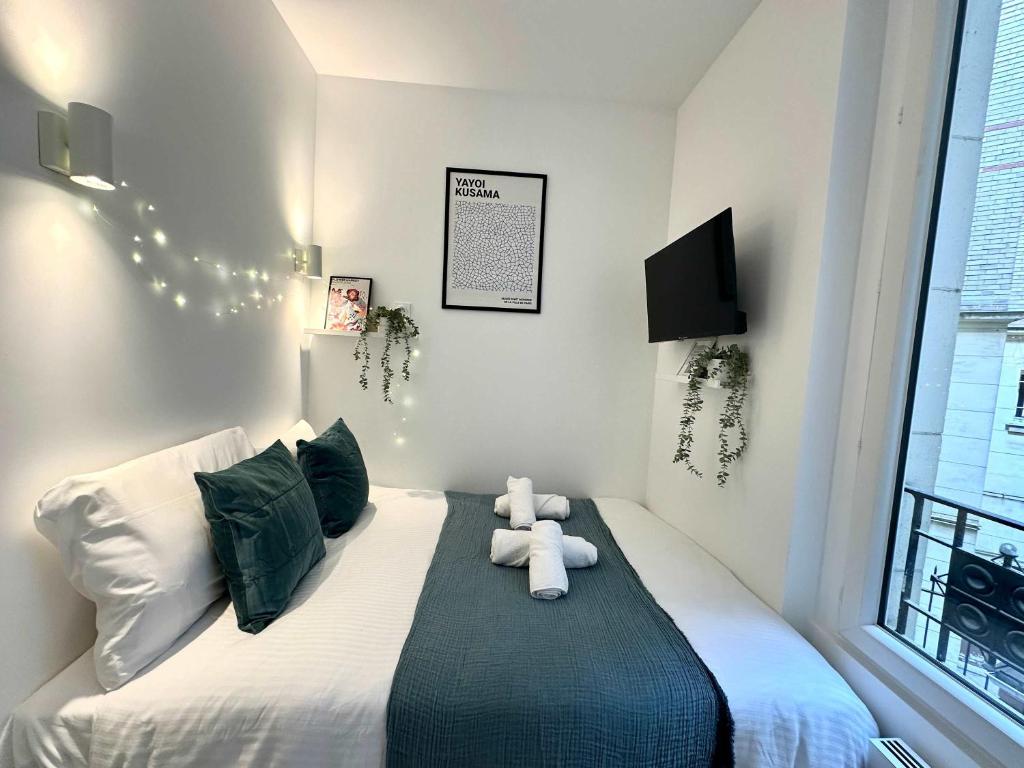 New 411 Suite Charles- Cosy Apartment Paris Center