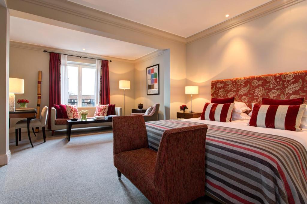 Rocco Forte Hotel Amigo - Resim 32