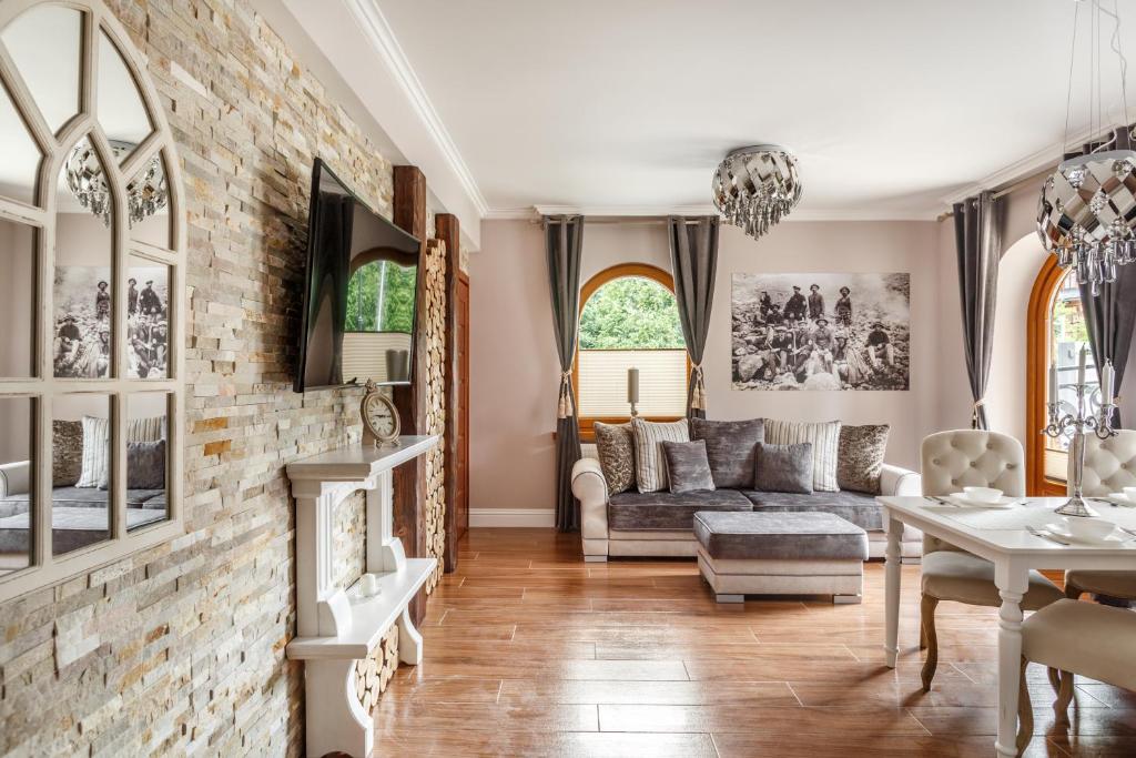 TatryTop Zakopiańskie Tarasy Premium & SPA - Deluxe Two-Bedroom Apartment With Terrace 4A