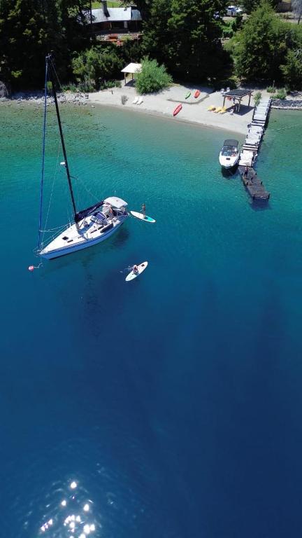 Vivi Bariloche desde el Agua Excursiones nauticas