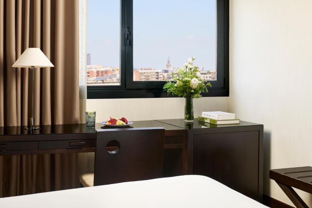 NH Collection Sevilla - Resim 43