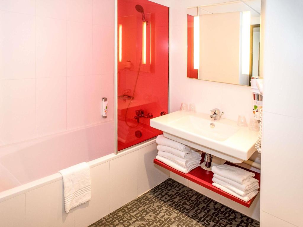 ibis Styles Toulouse Cite Espace - Resim 41