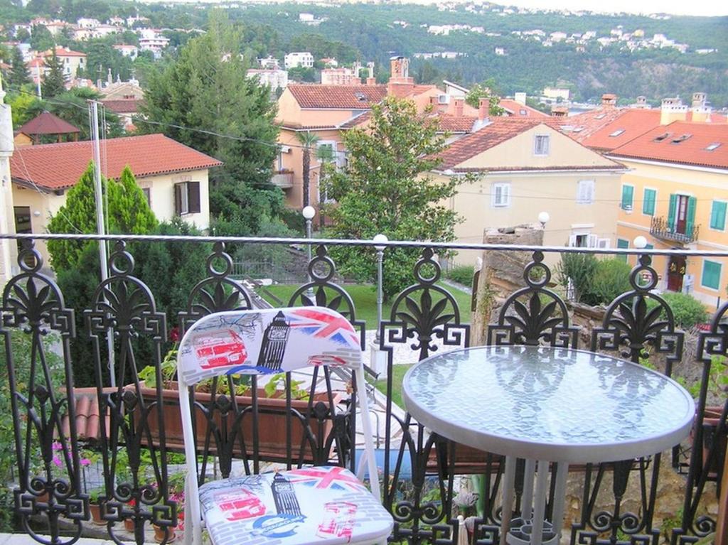 Balkon lub taras w obiekcie Apartments Camellia & Magnolia