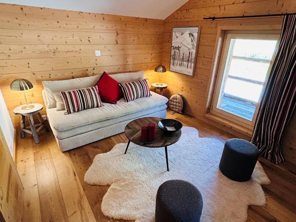 The Mazot - Resim 13