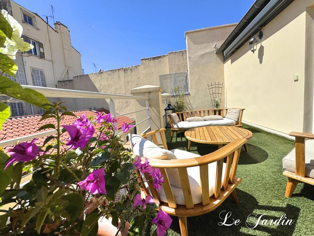 
One-Bedroom Apartment with Terrace (4 Adults)
