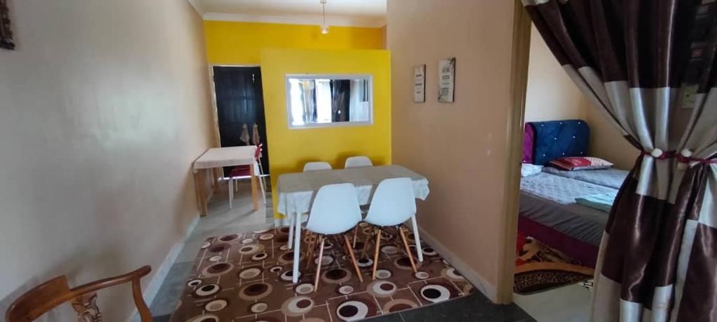 乌鲁地南Homestay Hajah Jamilah Sungai Tiram 04的相册照片