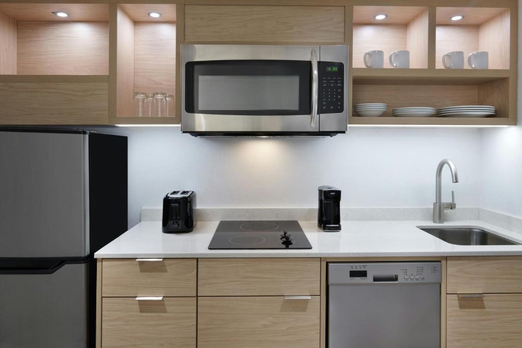 TownePlace Suites by Marriott Niagara Falls Canada - Resim 20