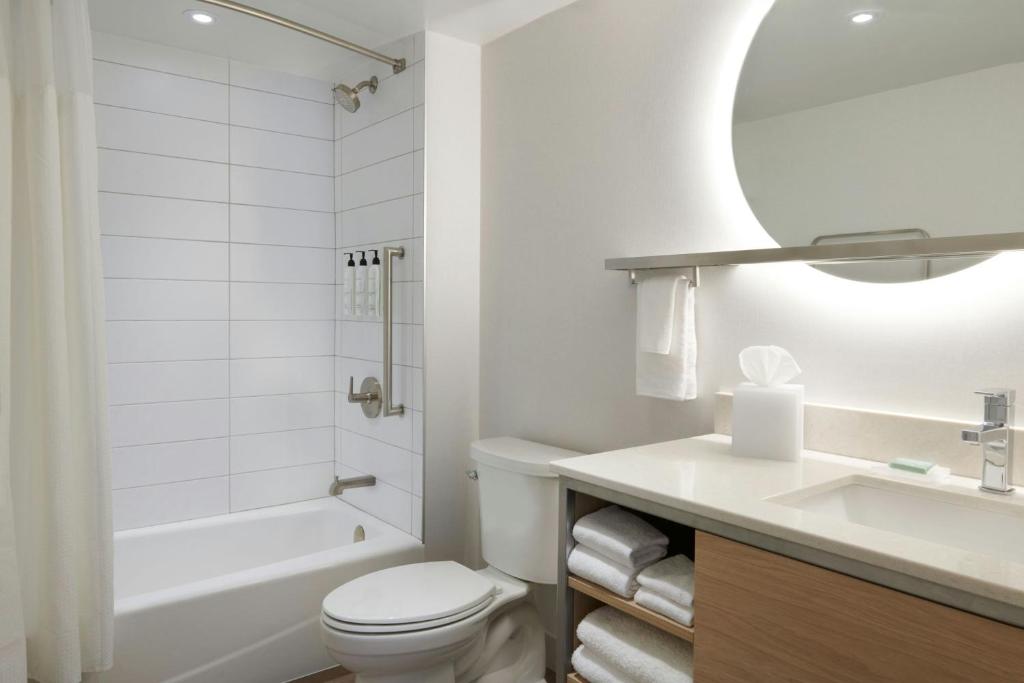 TownePlace Suites by Marriott Niagara Falls Canada - Resim 25