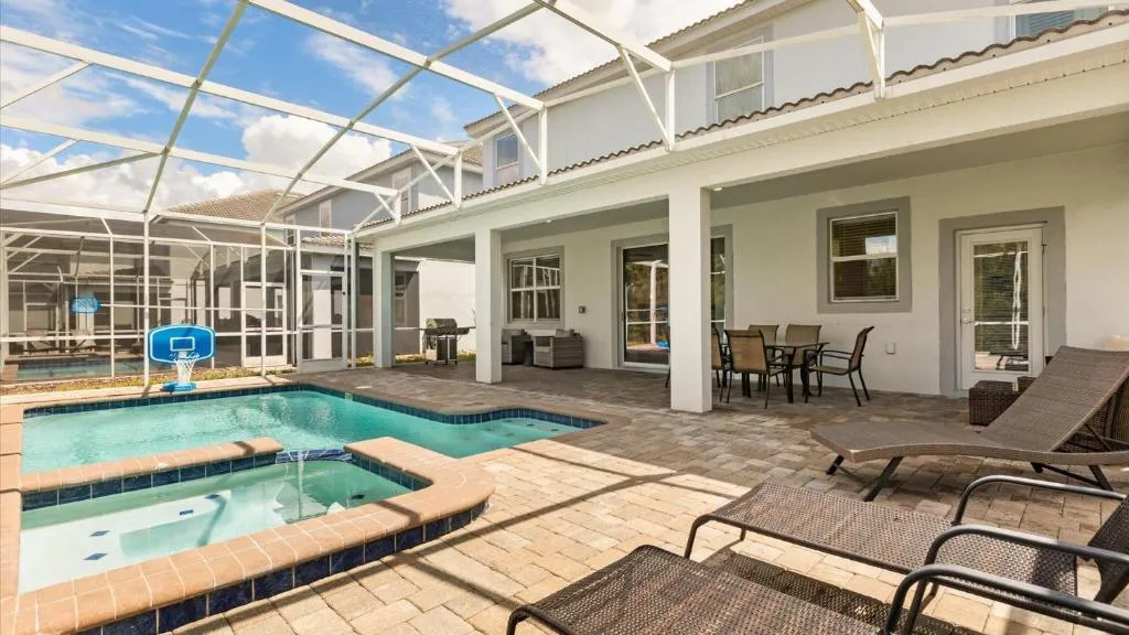 Upstay - Resort Villa with Pool and Cinema