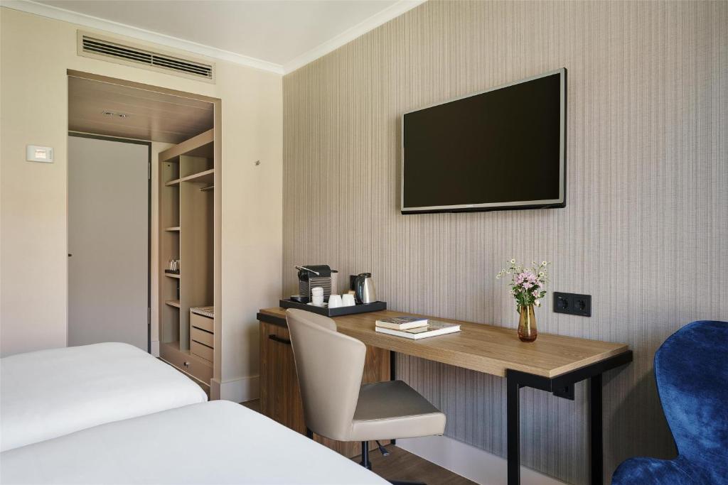 NH Berlin Kurfürstendamm - Resim 41