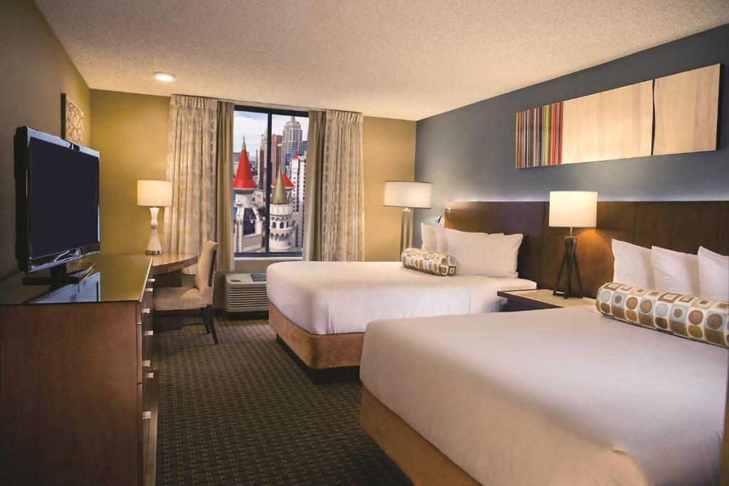 Excalibur - Chambre 2 Lits Queen-Size Tour Royale