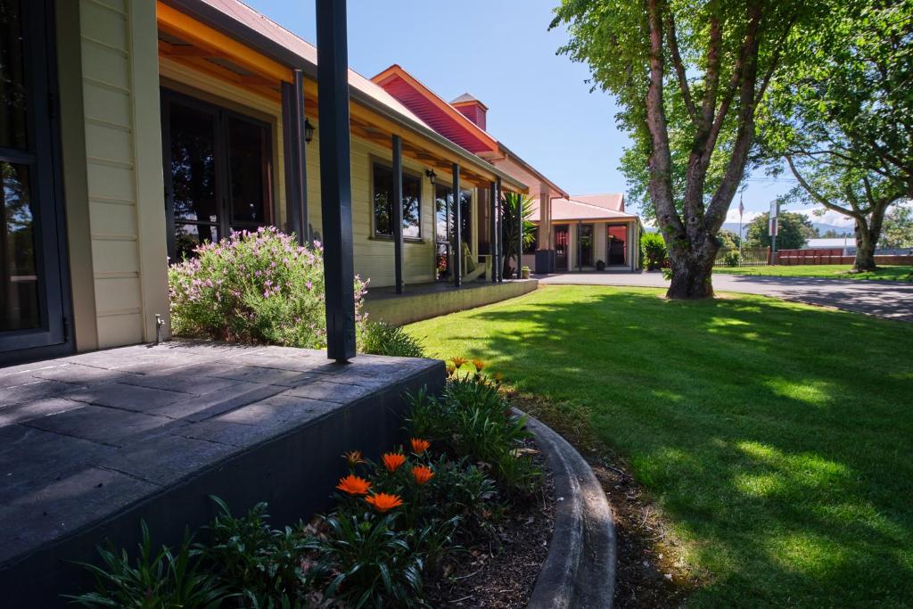 ASURE Oak Estate Motor Lodge - Resim 9