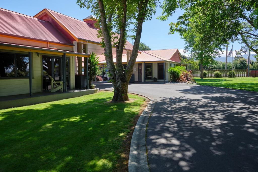 ASURE Oak Estate Motor Lodge - Resim 10