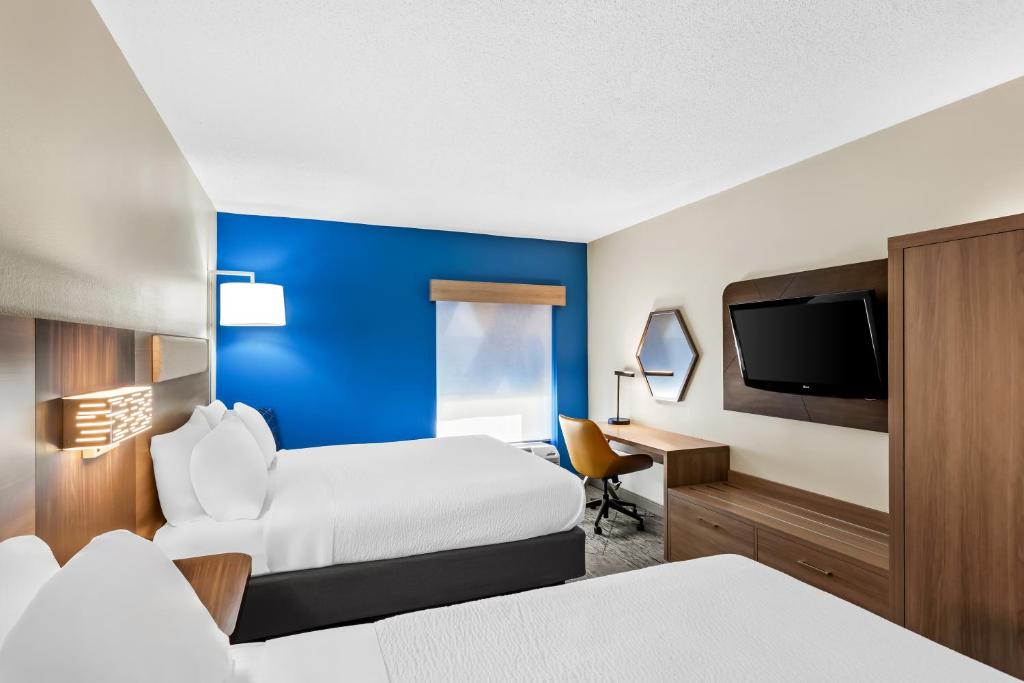 Holiday Inn Express Hotel & Suites Charleston-Southridge by IHG photo