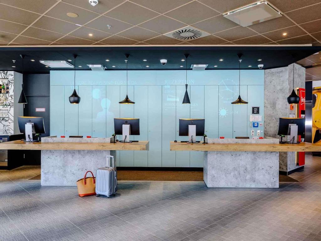 ibis Wien Hauptbahnhof - Resim 8