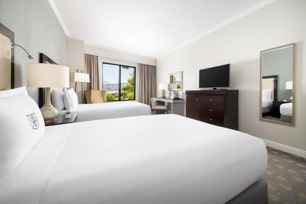 Omni Riverfront New Orleans - 