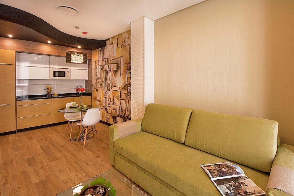 Kuchyňa alebo kuchynka v ubytovaní Apartamentos Suites Oficentro Deluxe