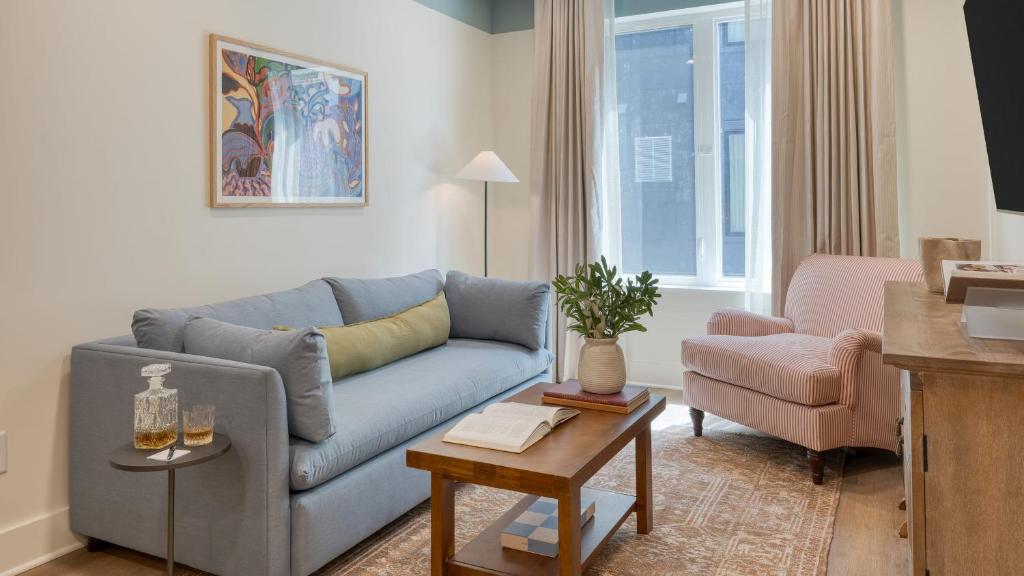 The Gilmore, an AvantStay Hotel photo