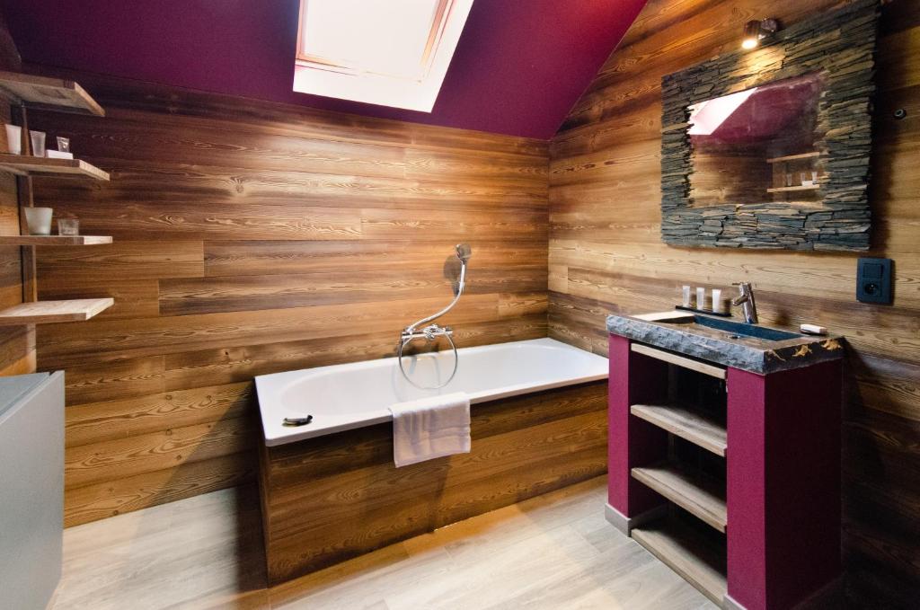 Fotografie z fotogalerie ubytování River Lodge Hotel Insolite v destinaci Maredsous