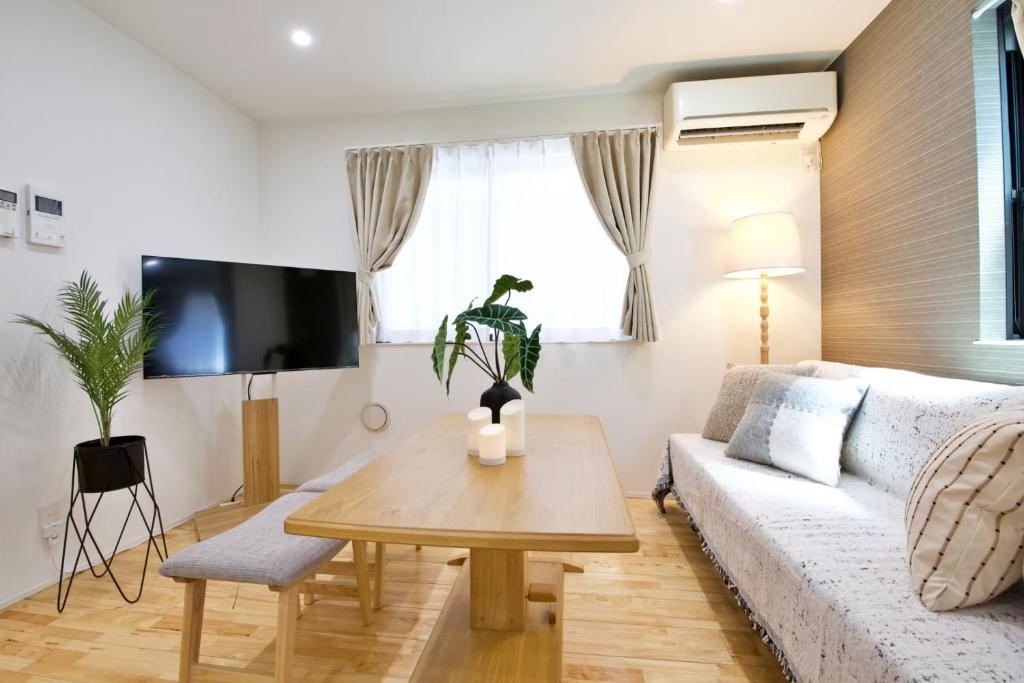 BH Terrace Hirai 103